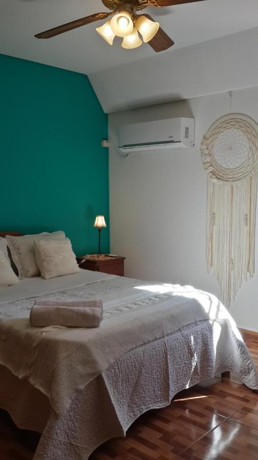 بويرتو إجوازو Casa Folks - Bed And Breakfast المظهر الخارجي الصورة